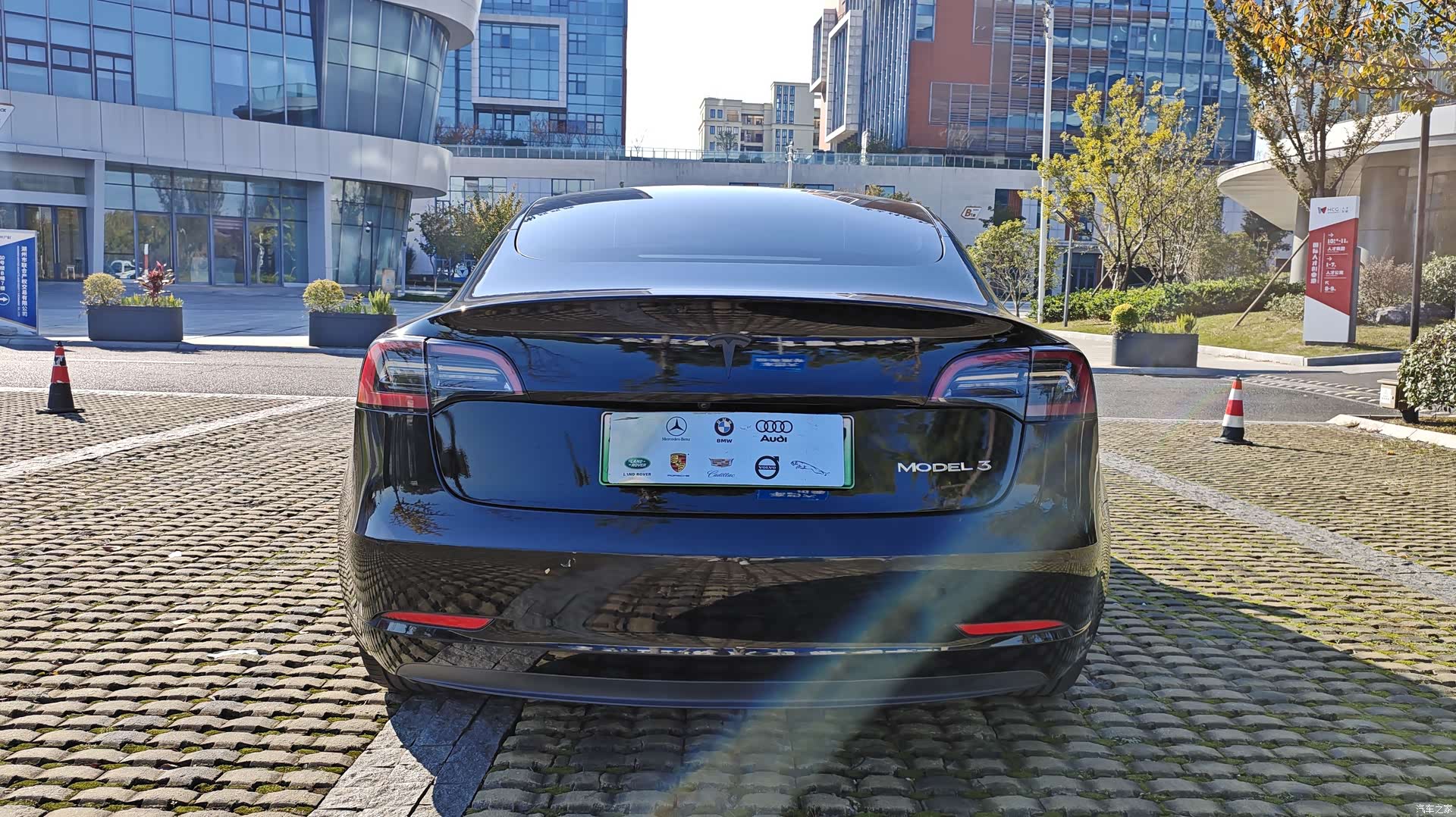 Tesla Model 3, 2021 6