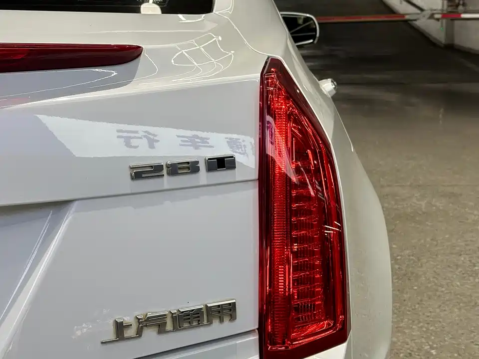 Cadillac ATS-L