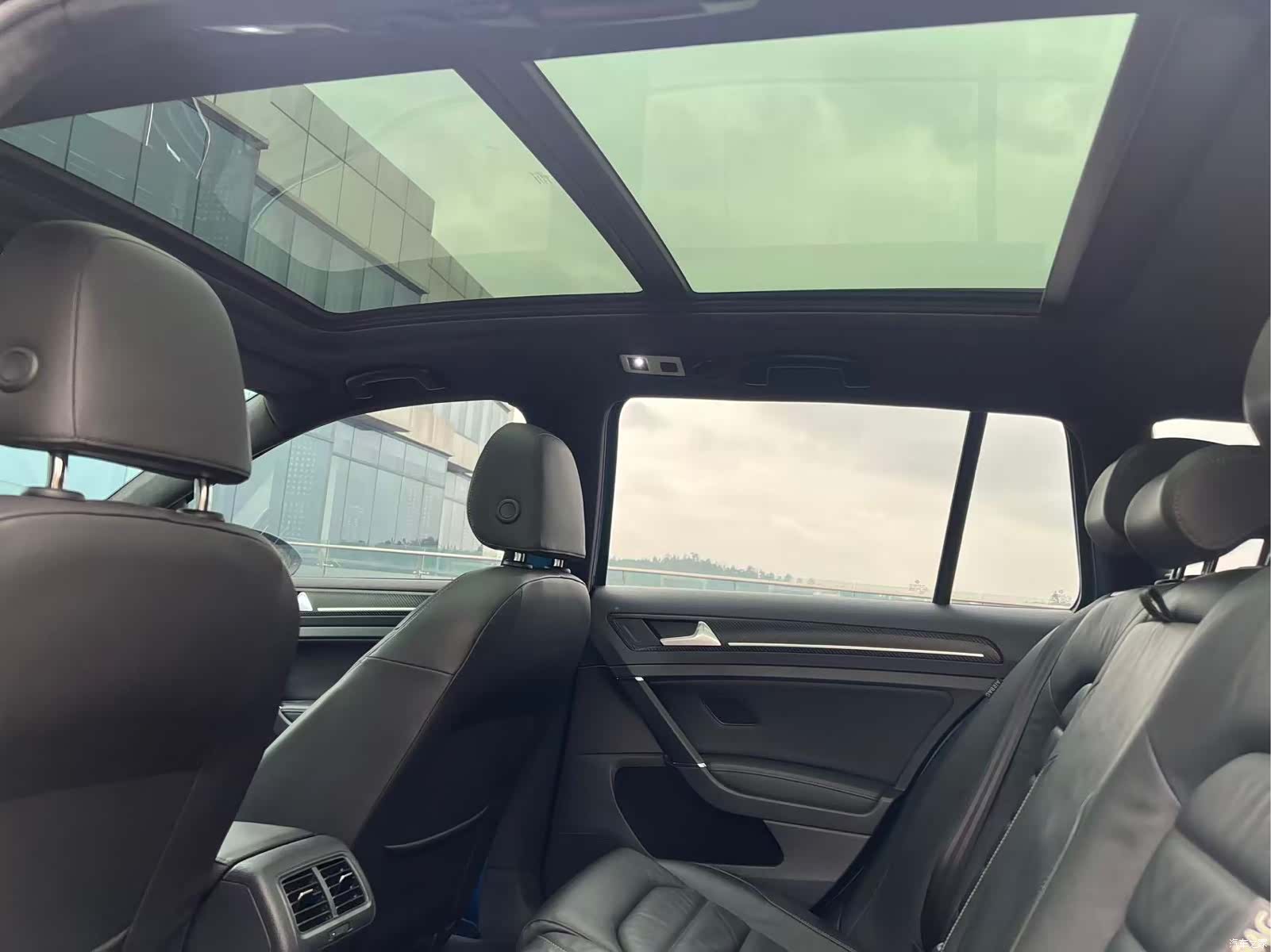 Volkswagen Golf, 2015 17