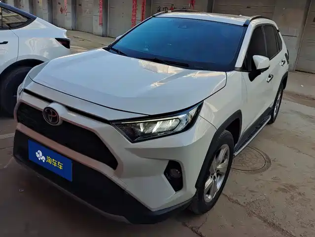 Toyota RAV4 2020 — купить из Китая под заказ