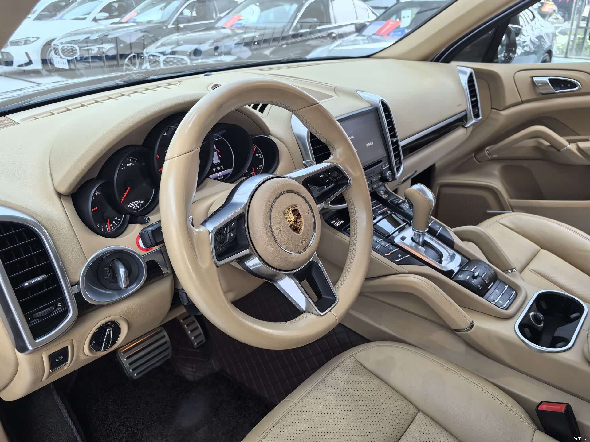 Porsche Cayenne, 2017 11