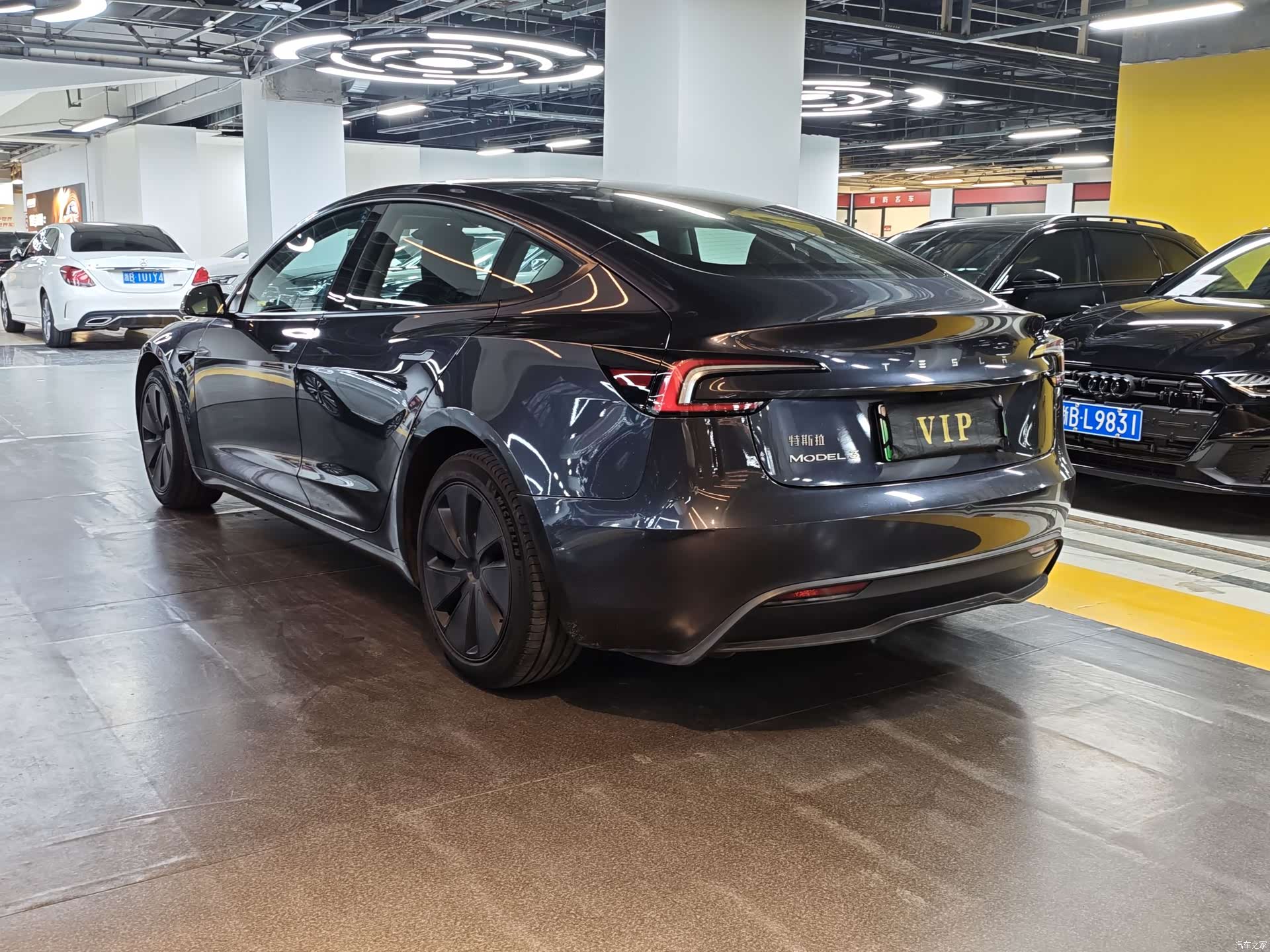 Tesla Model 3, 2023 14