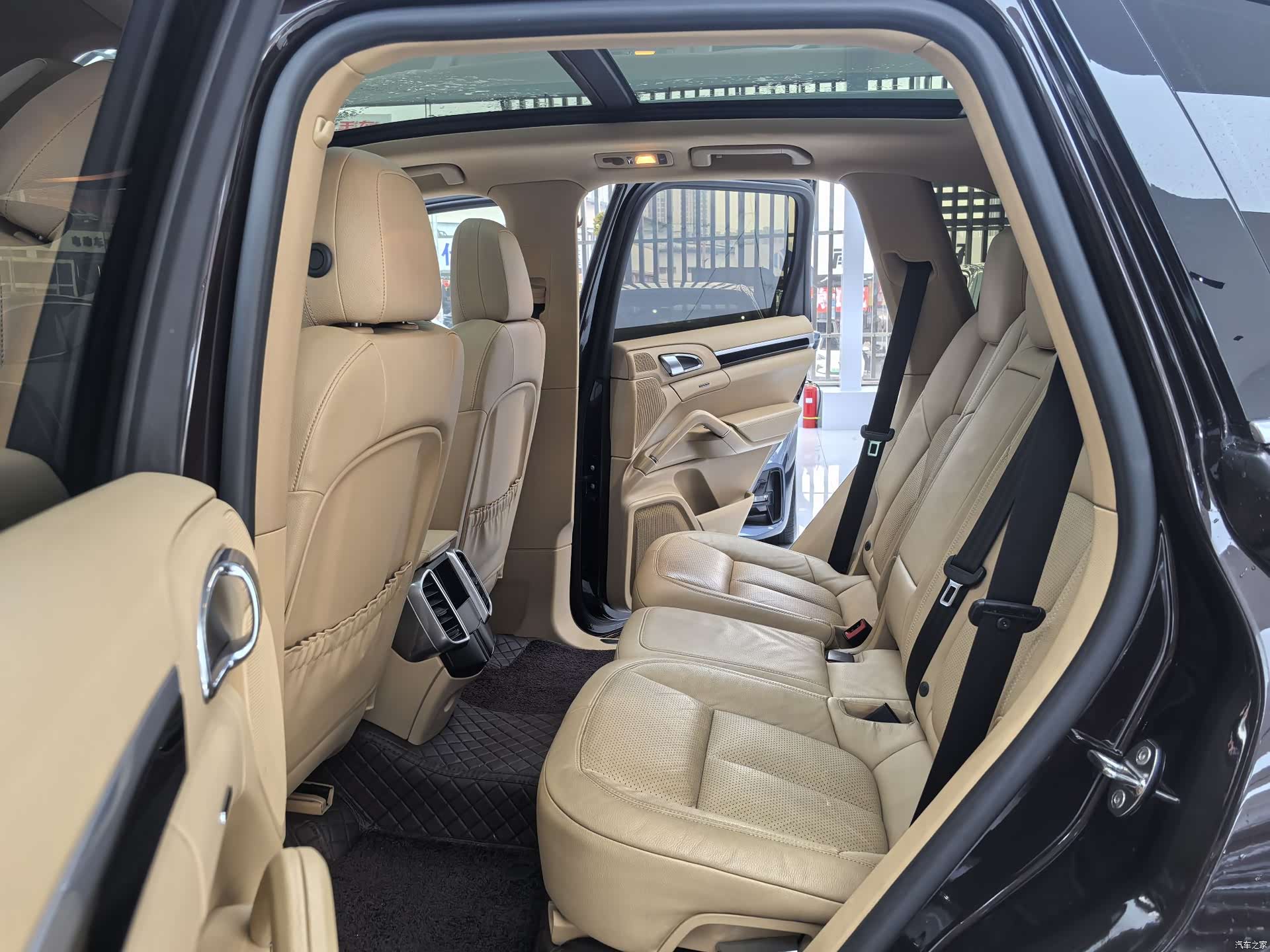 Porsche Cayenne, 2017 9