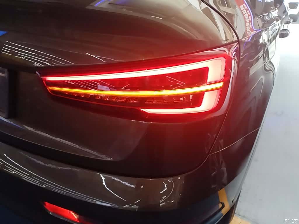 Audi Q3, 2019 8