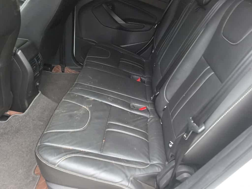 Ford Kuga, 2015 15