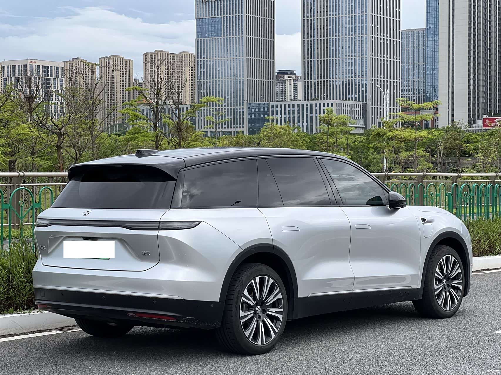 NIO ES8, 2024 9
