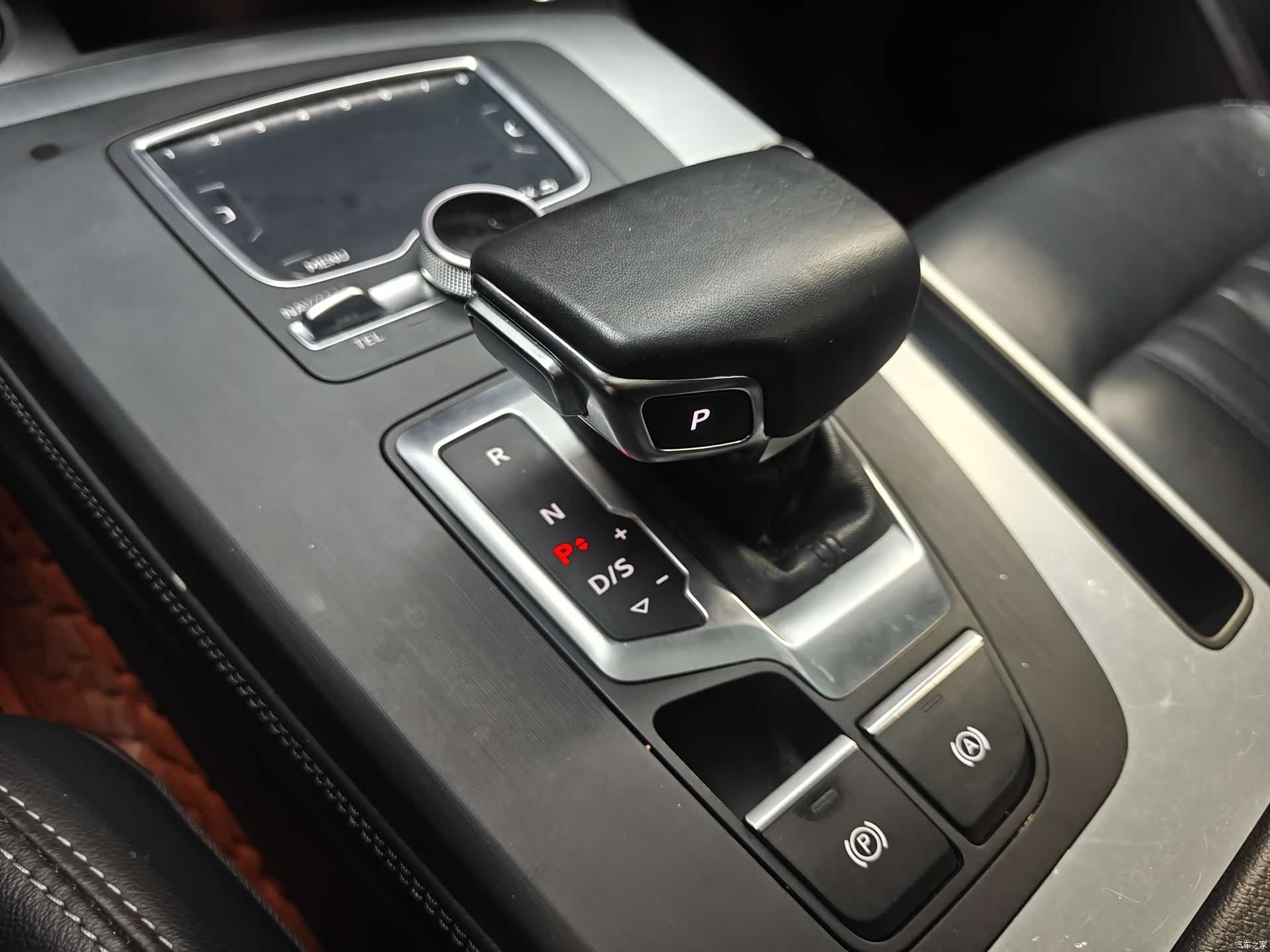 Audi Q5L, 2020 11