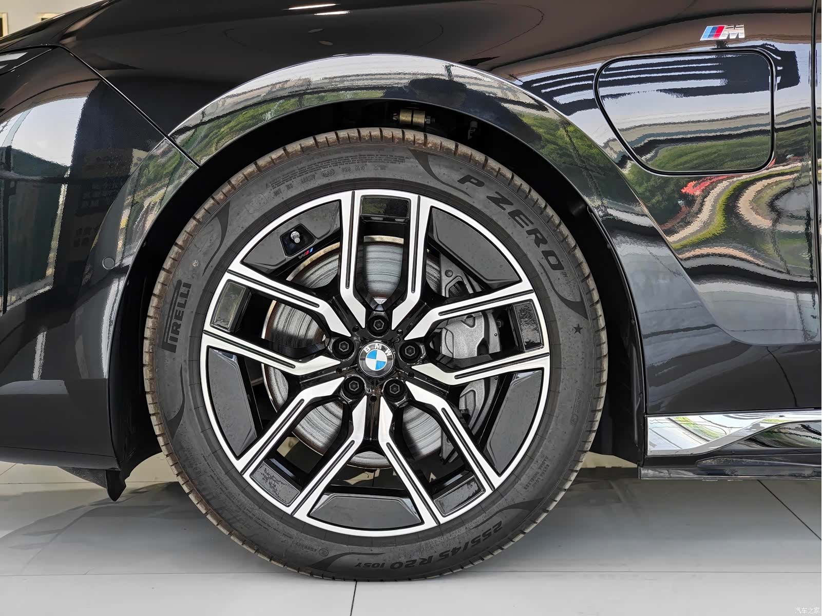 BMW i7, 2025 8