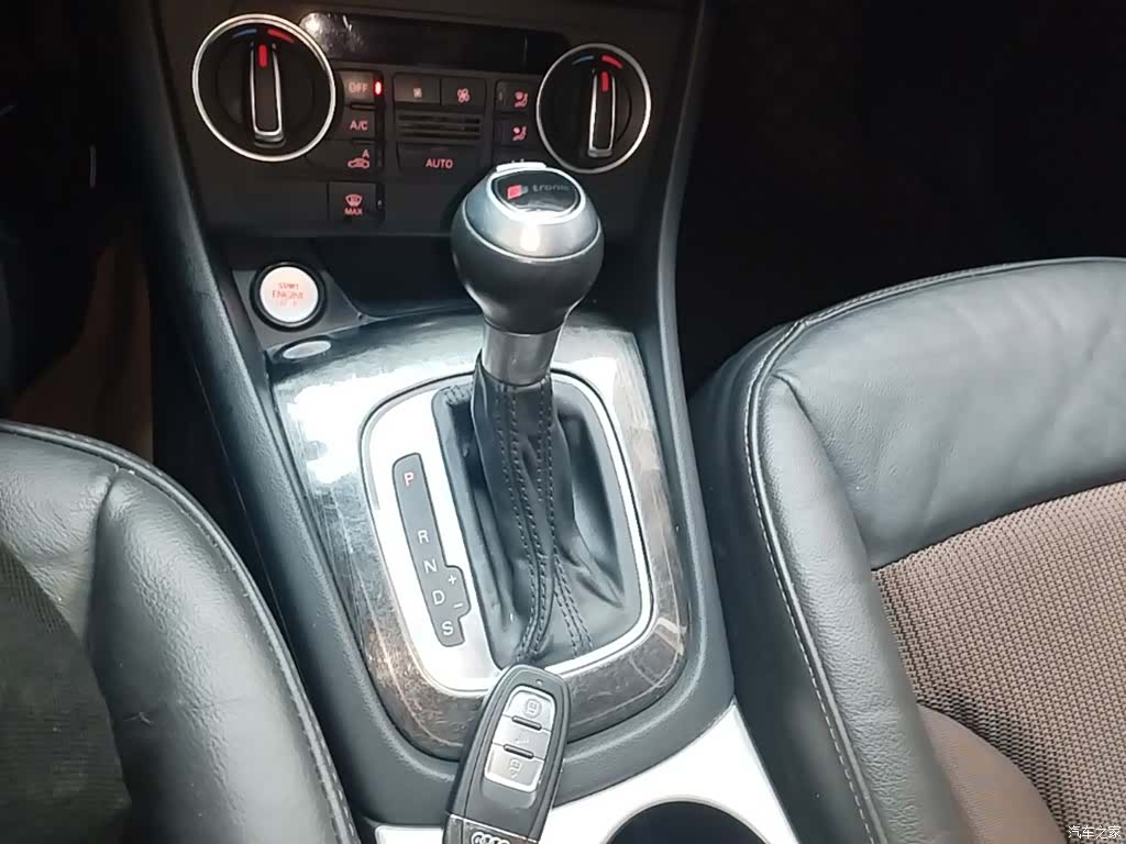 Audi Q3, 2019 14