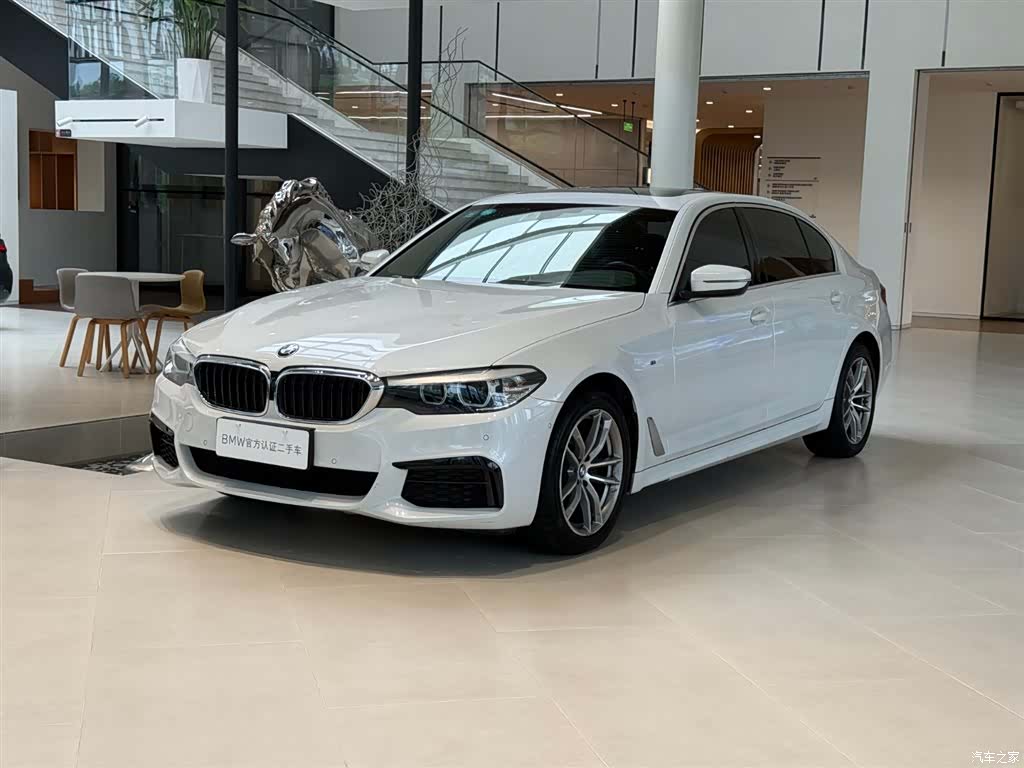 BMW 5 Series, 2020 1