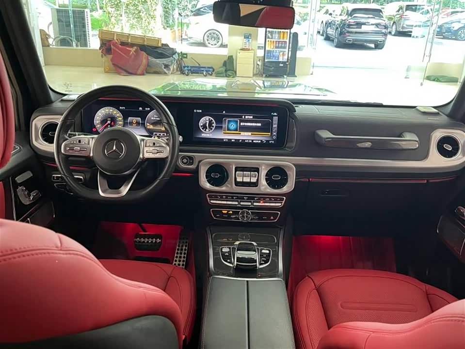 Mercedes-Benz G-class