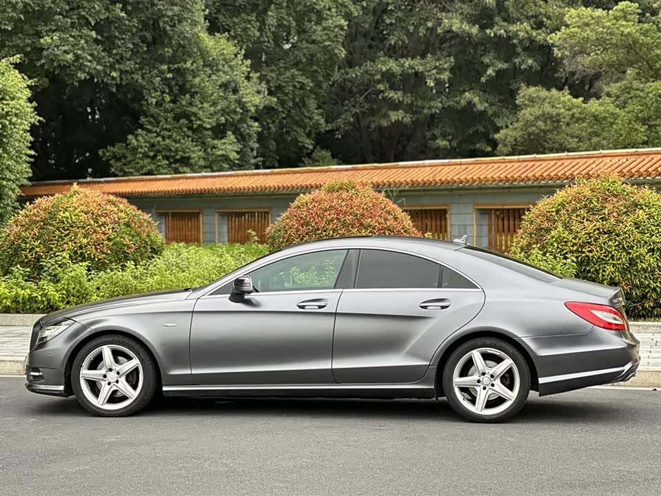Mercedes-Benz CLS
