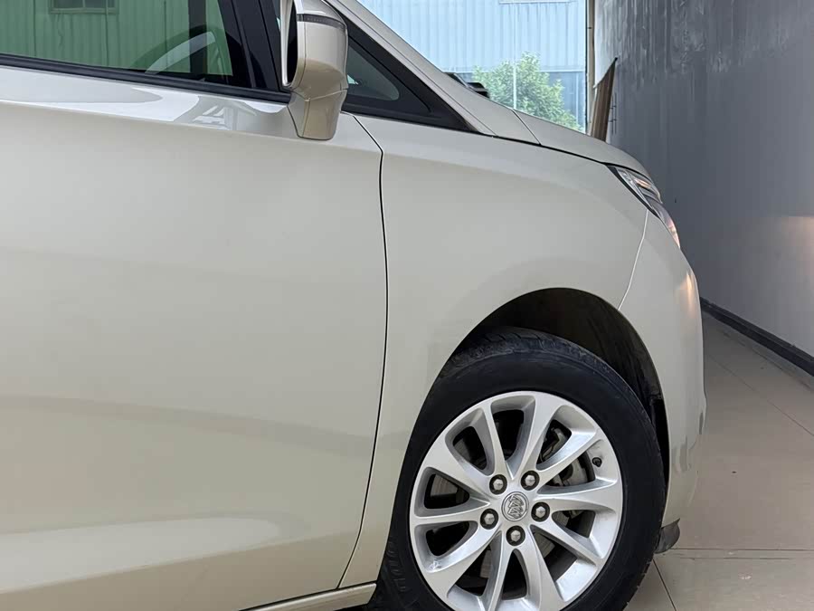 Buick GL8 2019, фото 30