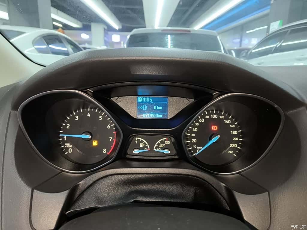 Ford Focus, 2016 12