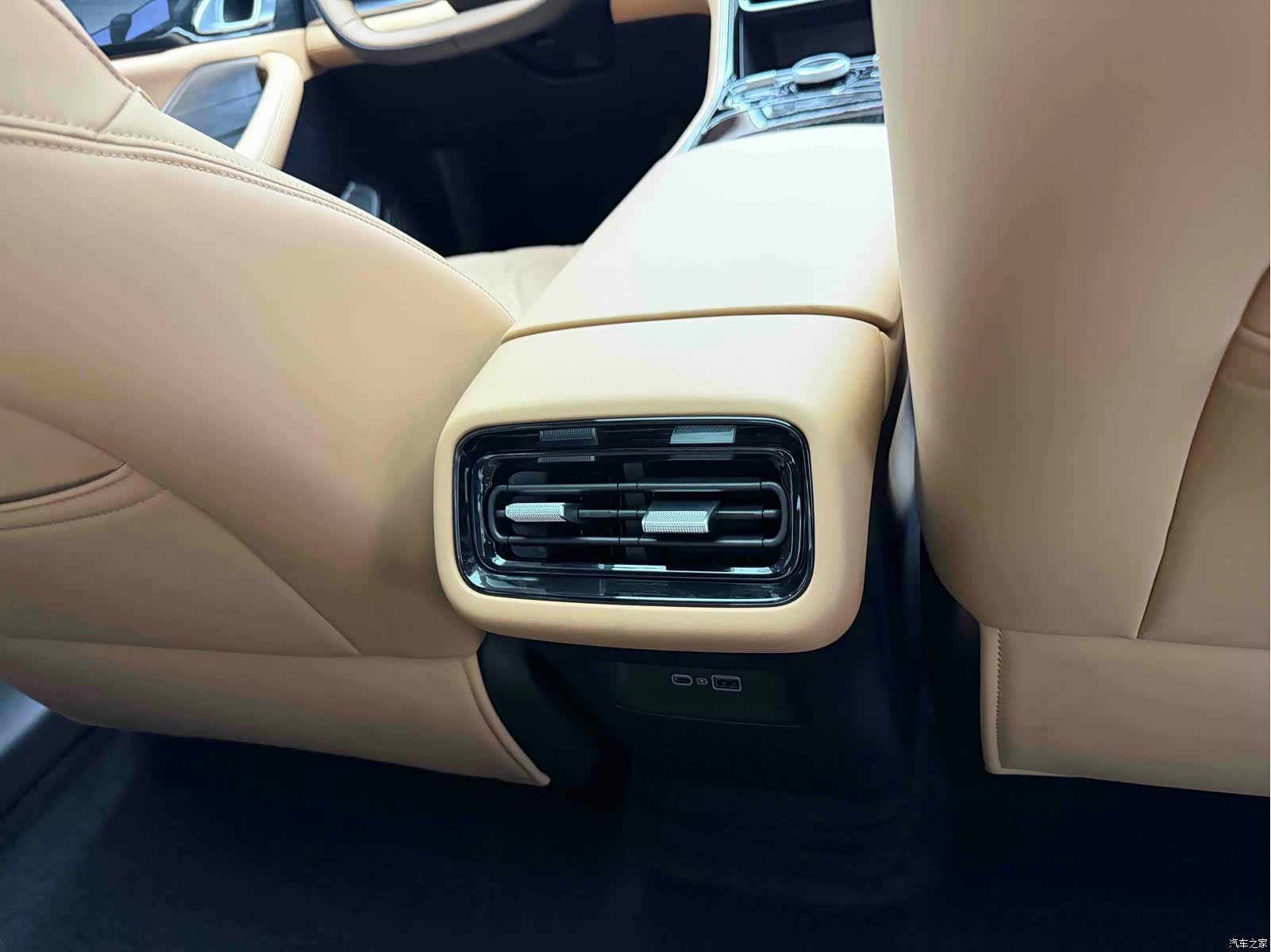 Geely A7, 2025 22