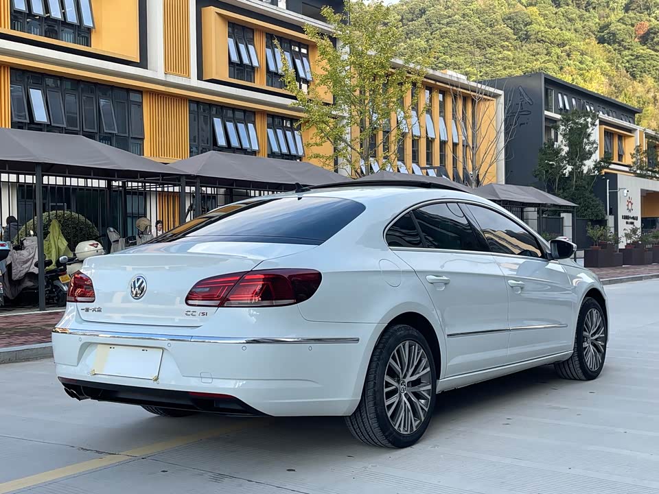 Volkswagen CC