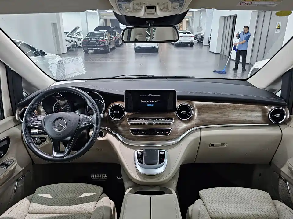 Mercedes-Benz V-class Mercedes-Benz V-class