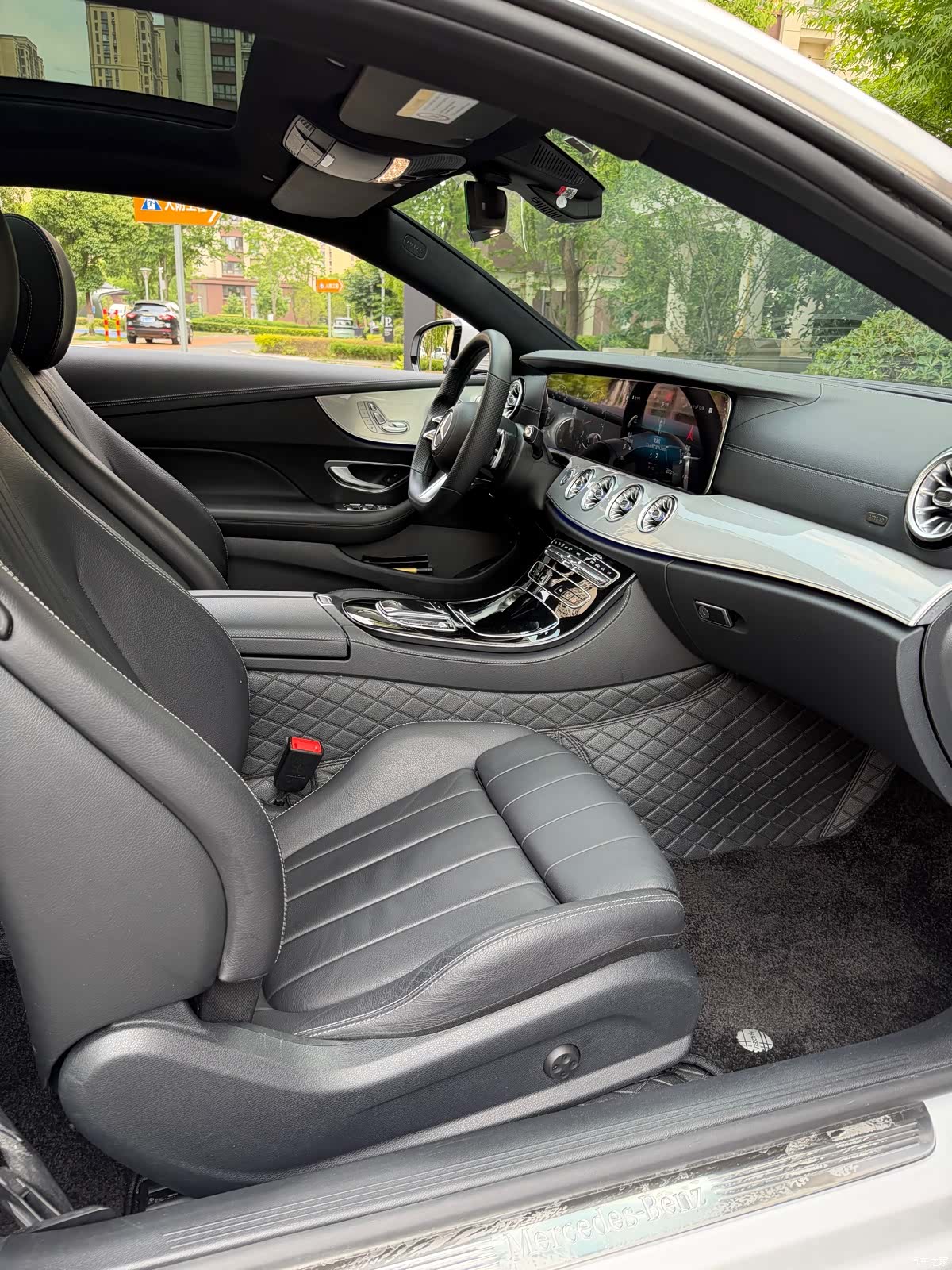 Mercedes-Benz E-Class, 2023 все фото
