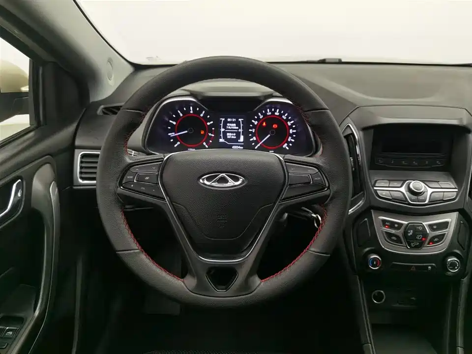 Chery Arrizo 5