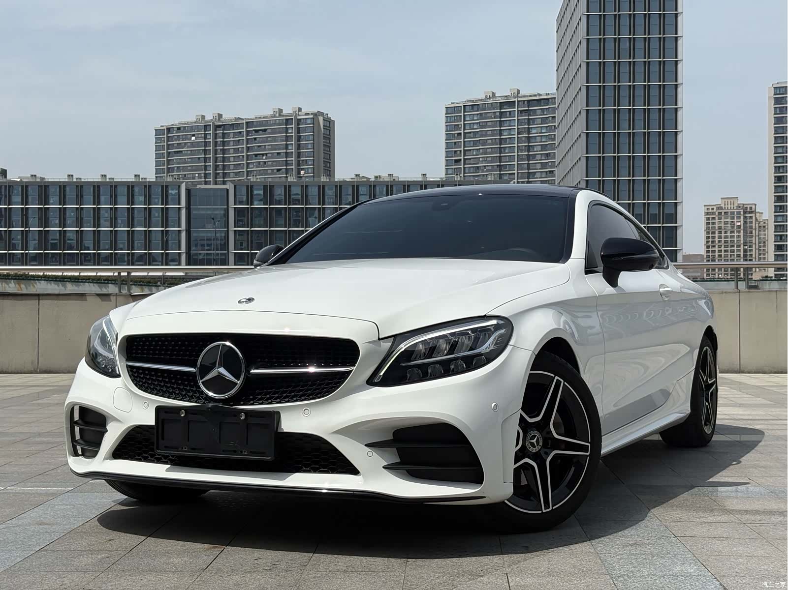 Mercedes-Benz C-Class, 2023 2