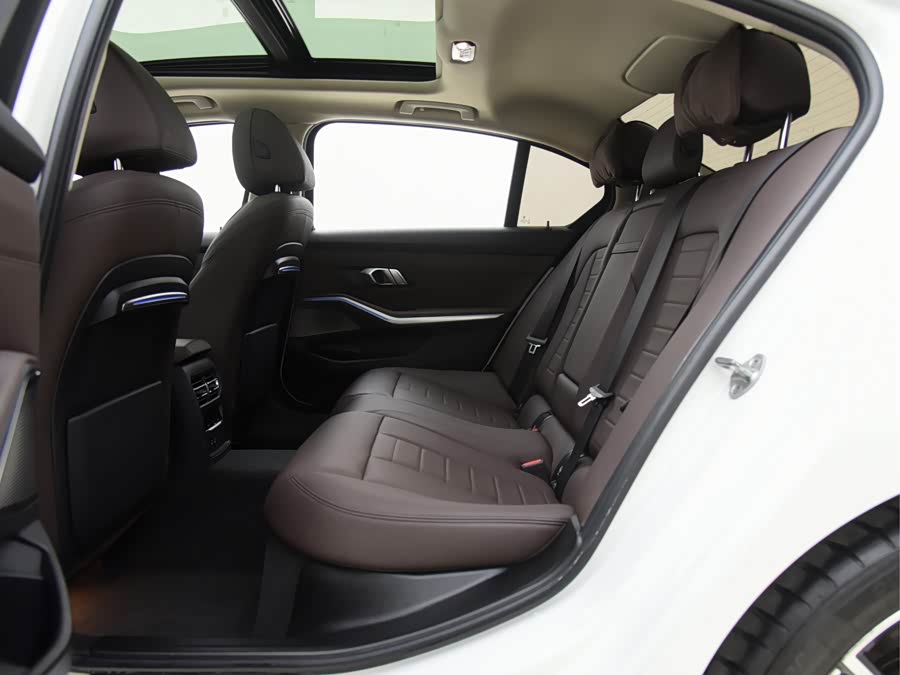 BMW 3 Series 2020, фото 5