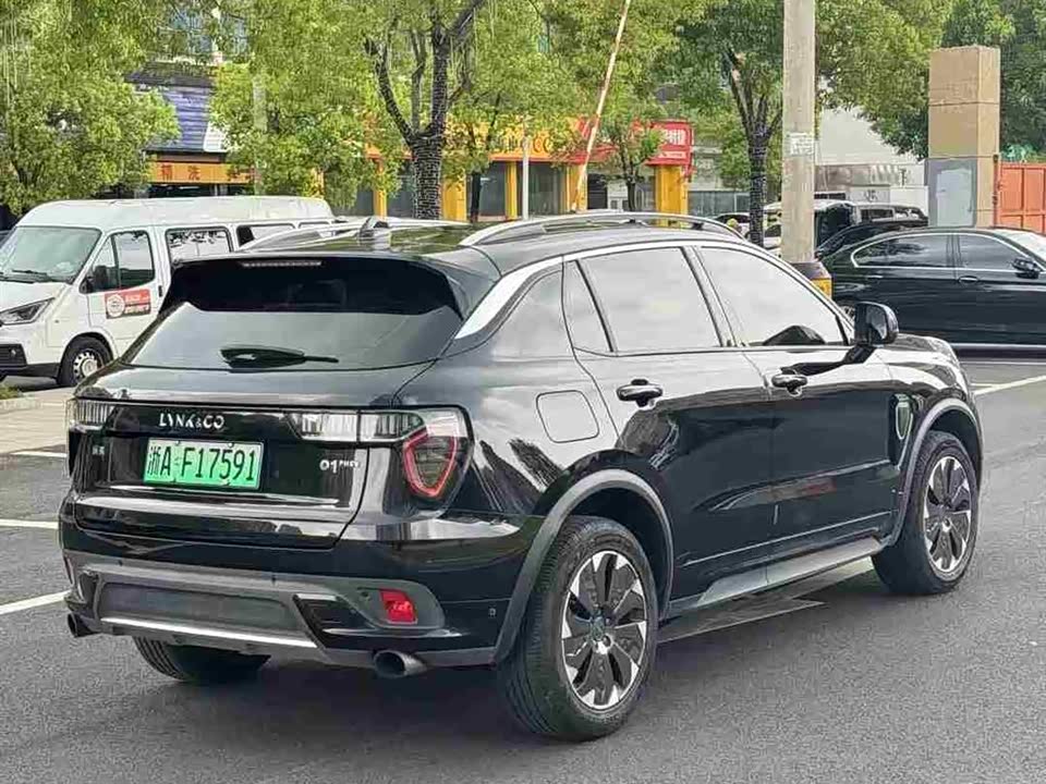 Lynk & Co 01 EM-P Lynk & Co 01 EM-P