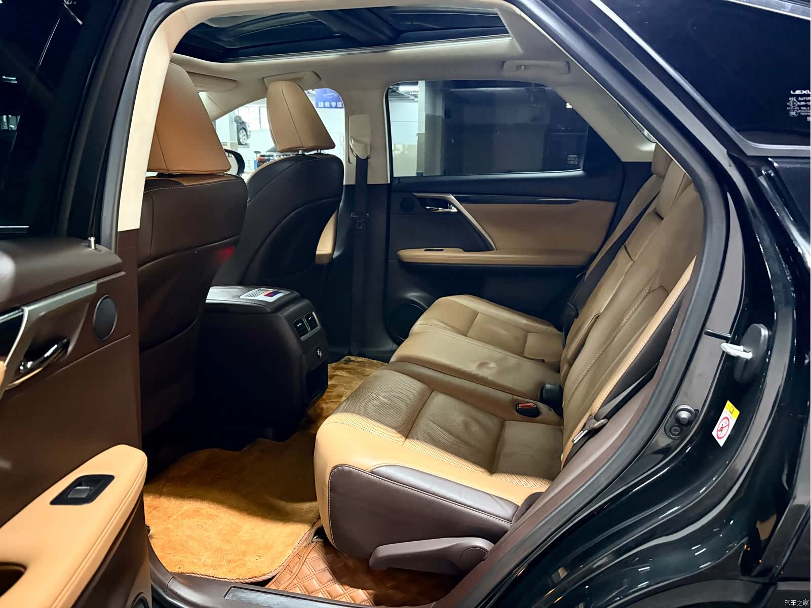 Lexus RX, 2019 7