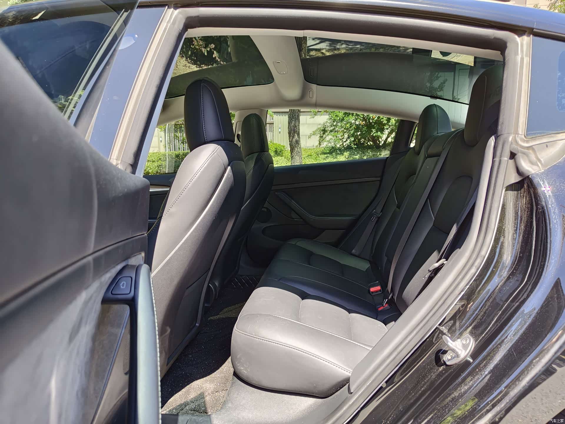 Tesla Model 3, 2023 7