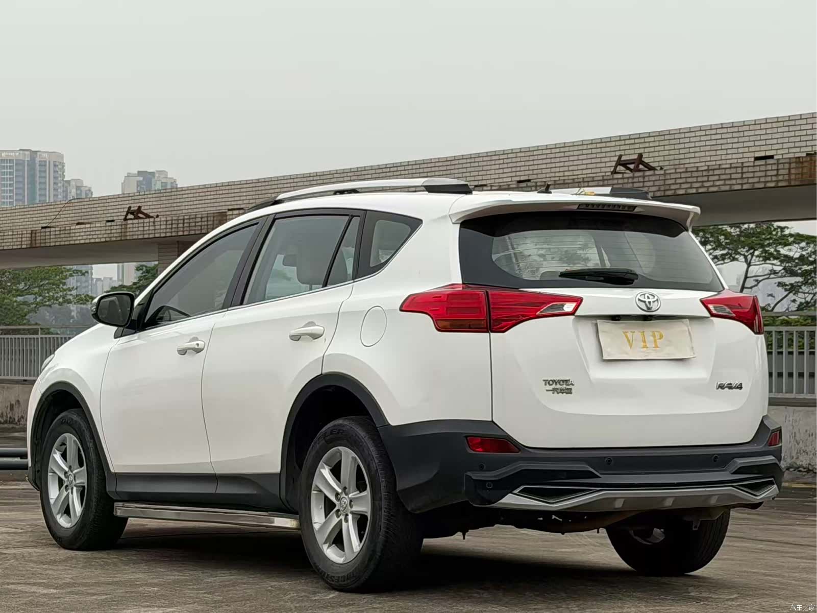 Toyota RAV4, 2014 6