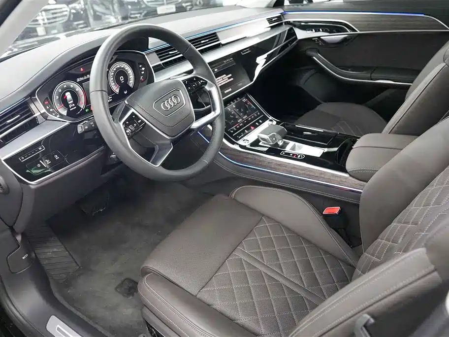 Audi A8