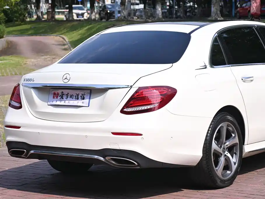 Mercedes-Benz E-class Mercedes-Benz E-class
