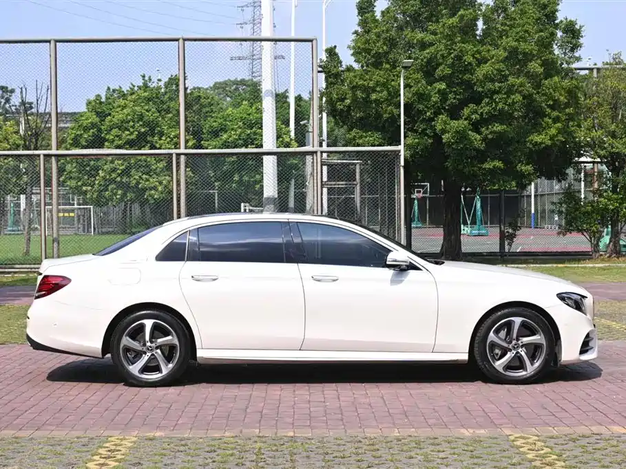 Mercedes-Benz E-class Mercedes-Benz E-class