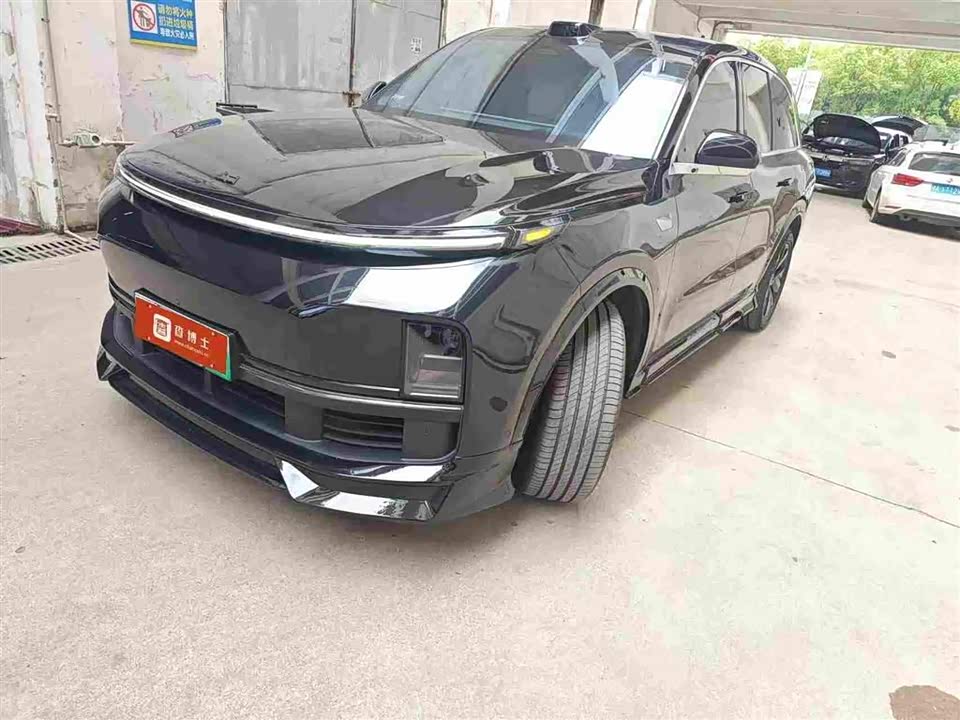 Li Auto Ideal L8 Li Auto Ideal L8