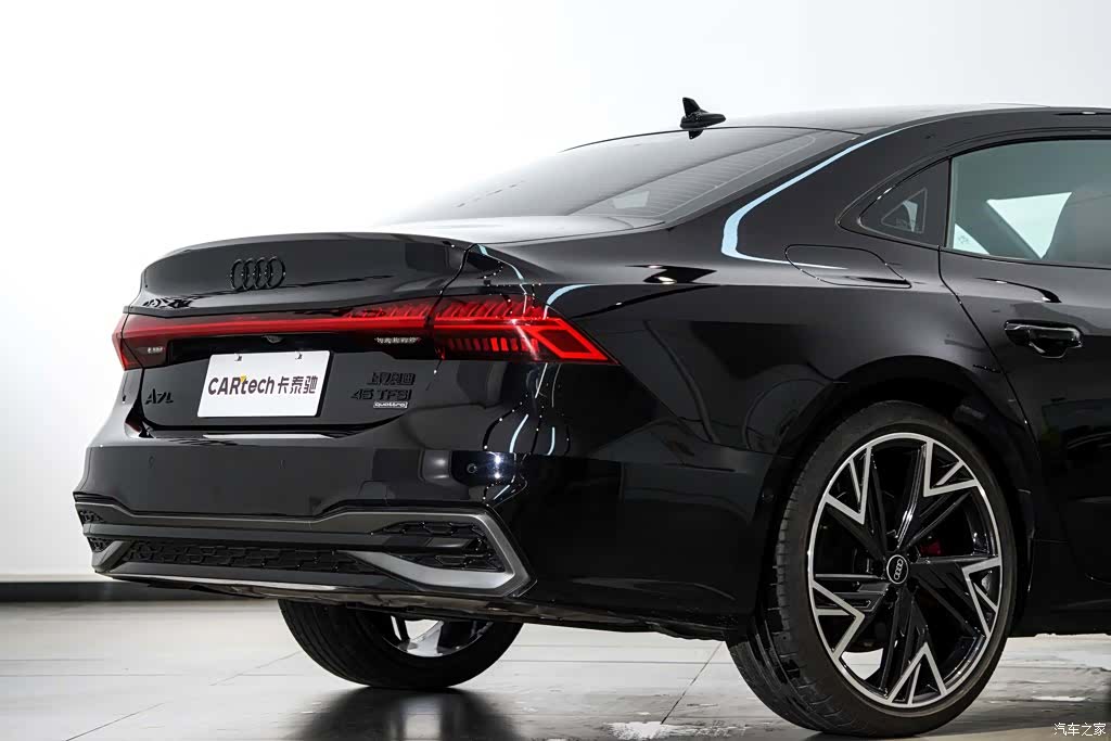 Audi A7L, 2024 9