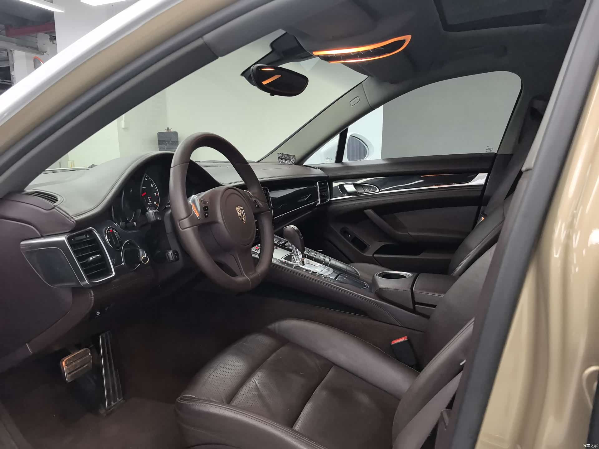 Porsche Panamera, 2012 4