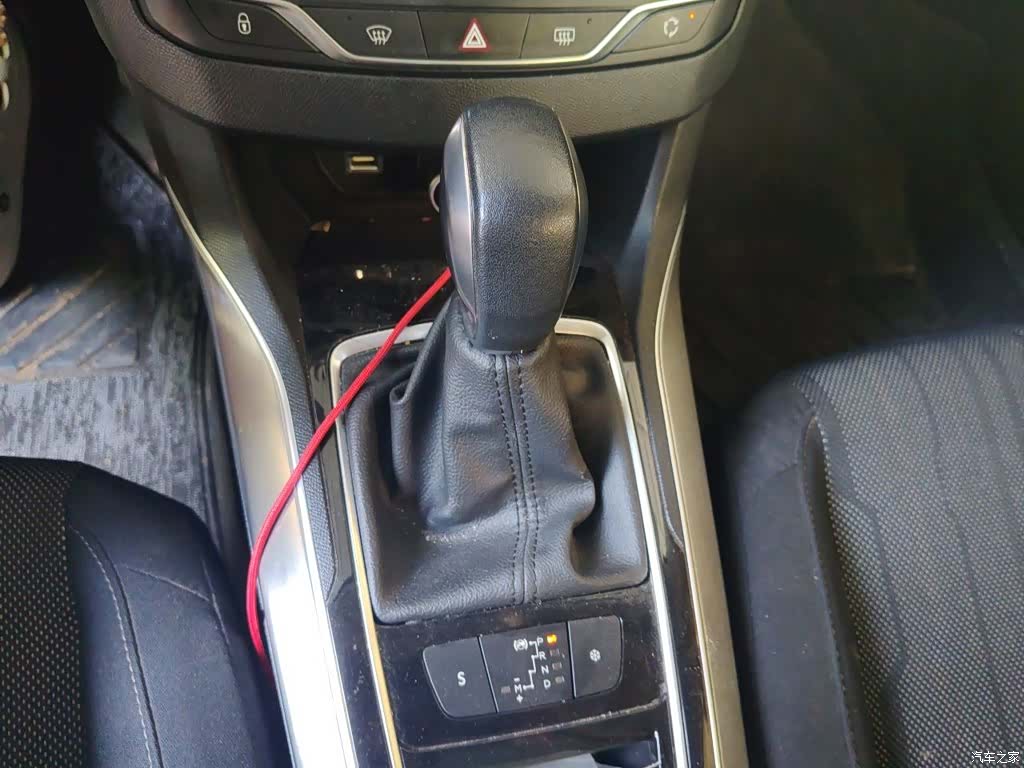 Peugeot 308, 2016 15