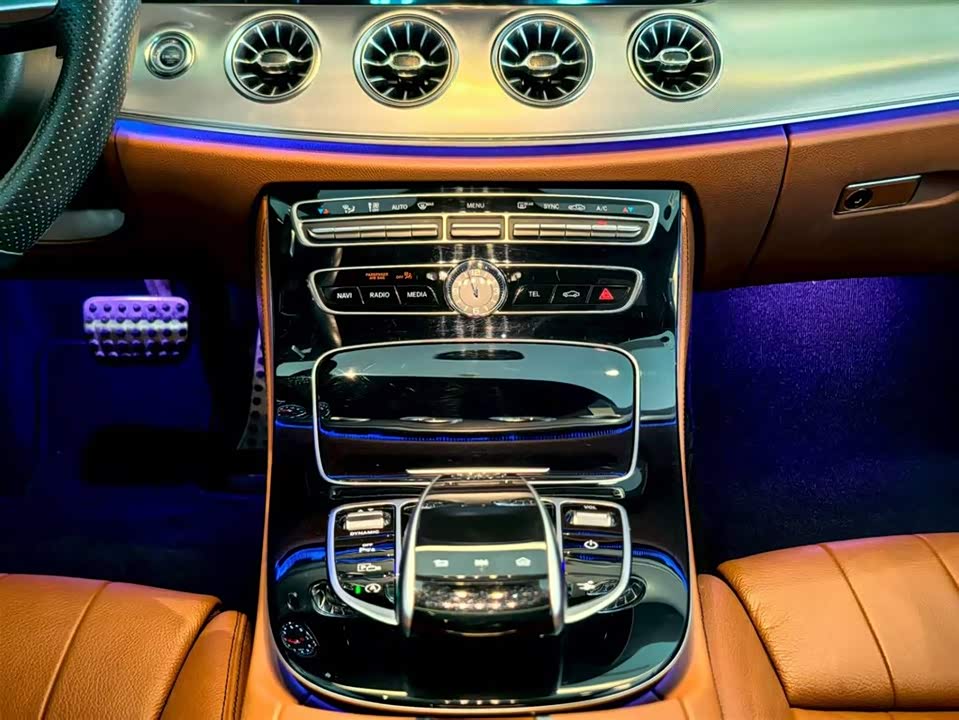 Mercedes-Benz E-class Mercedes-Benz E-class