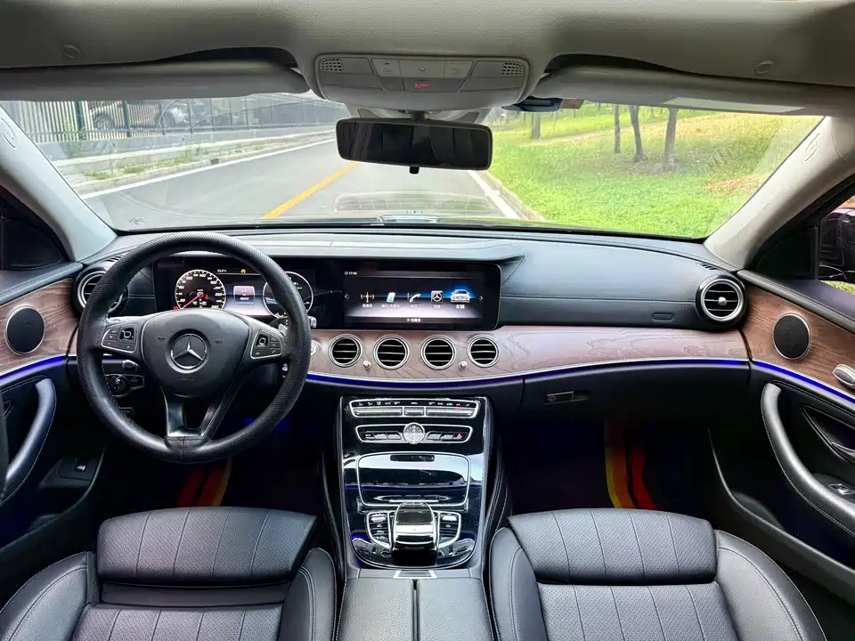 Mercedes-Benz E-class Mercedes-Benz E-class