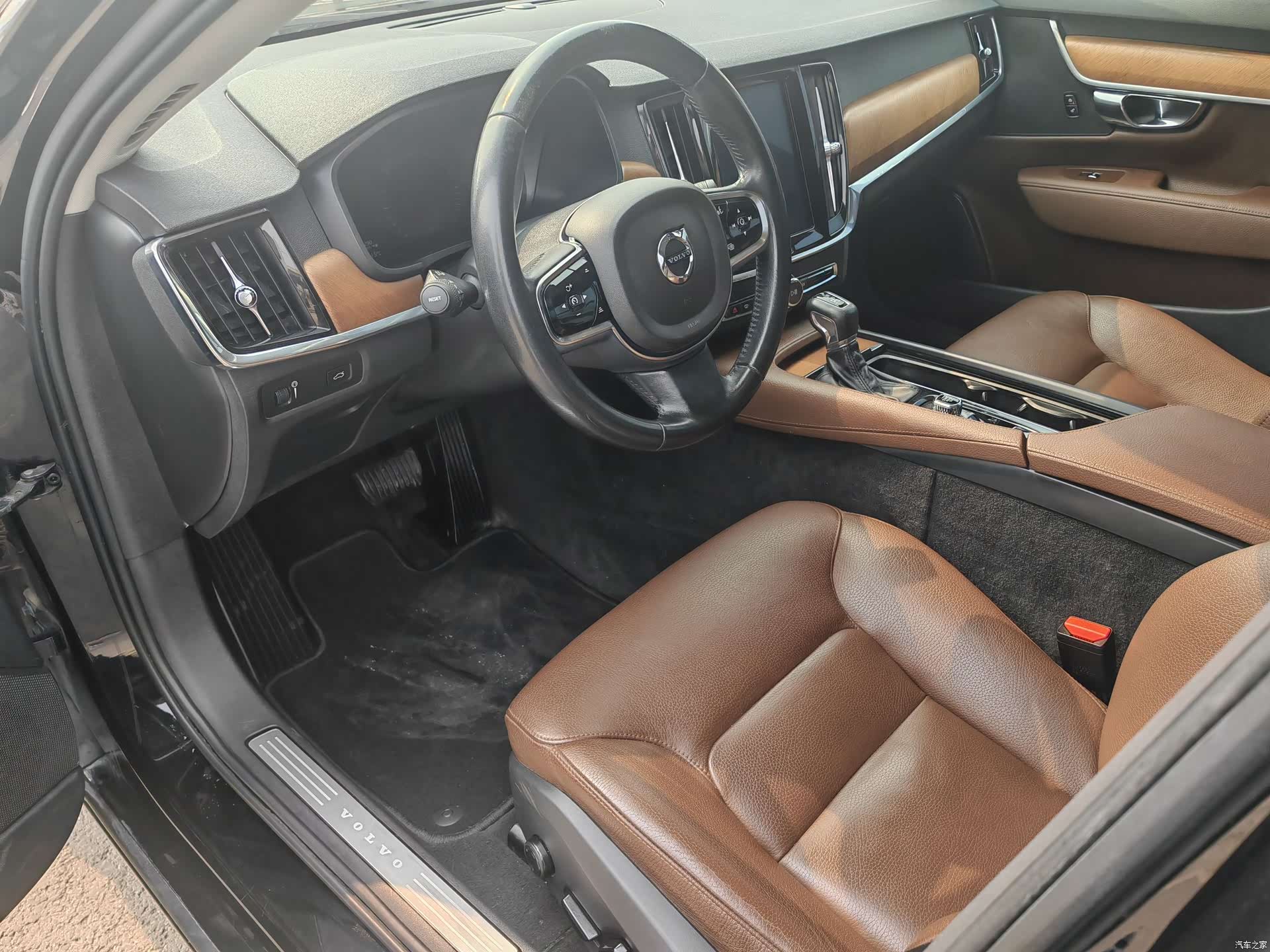 Volvo S90, 2019 4