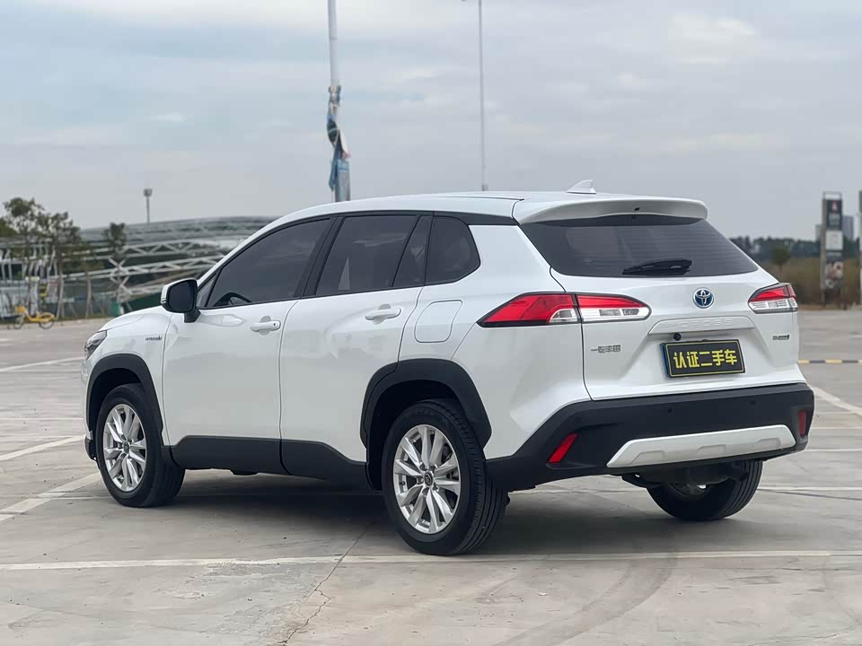 Toyota Corolla Sharp amplifier