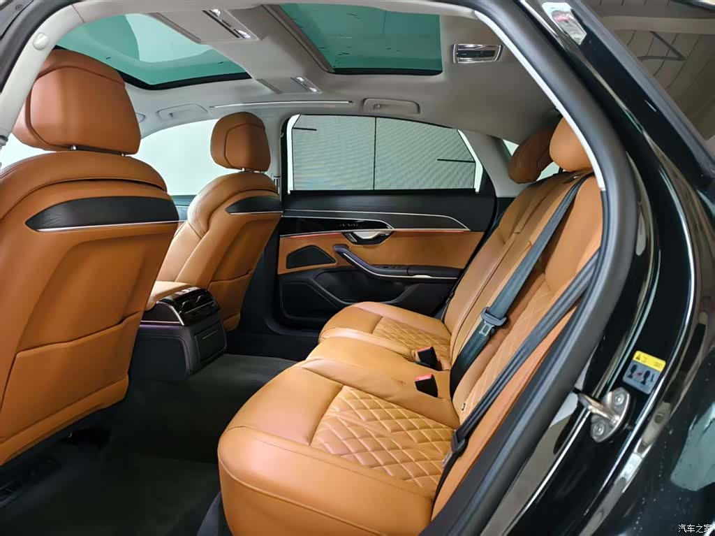 Audi A8L, 2023 6