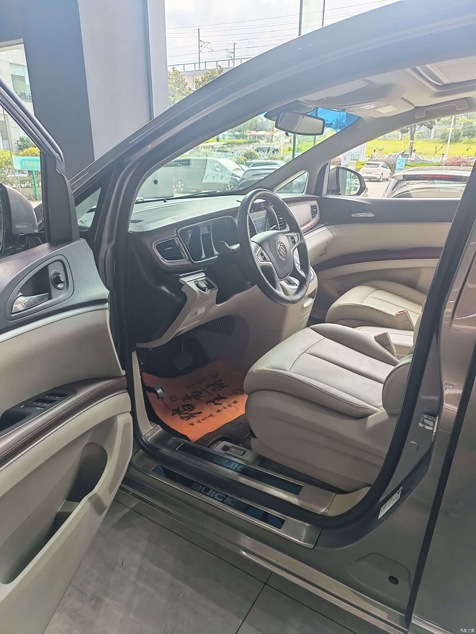 Buick GL8, 2019 все фото