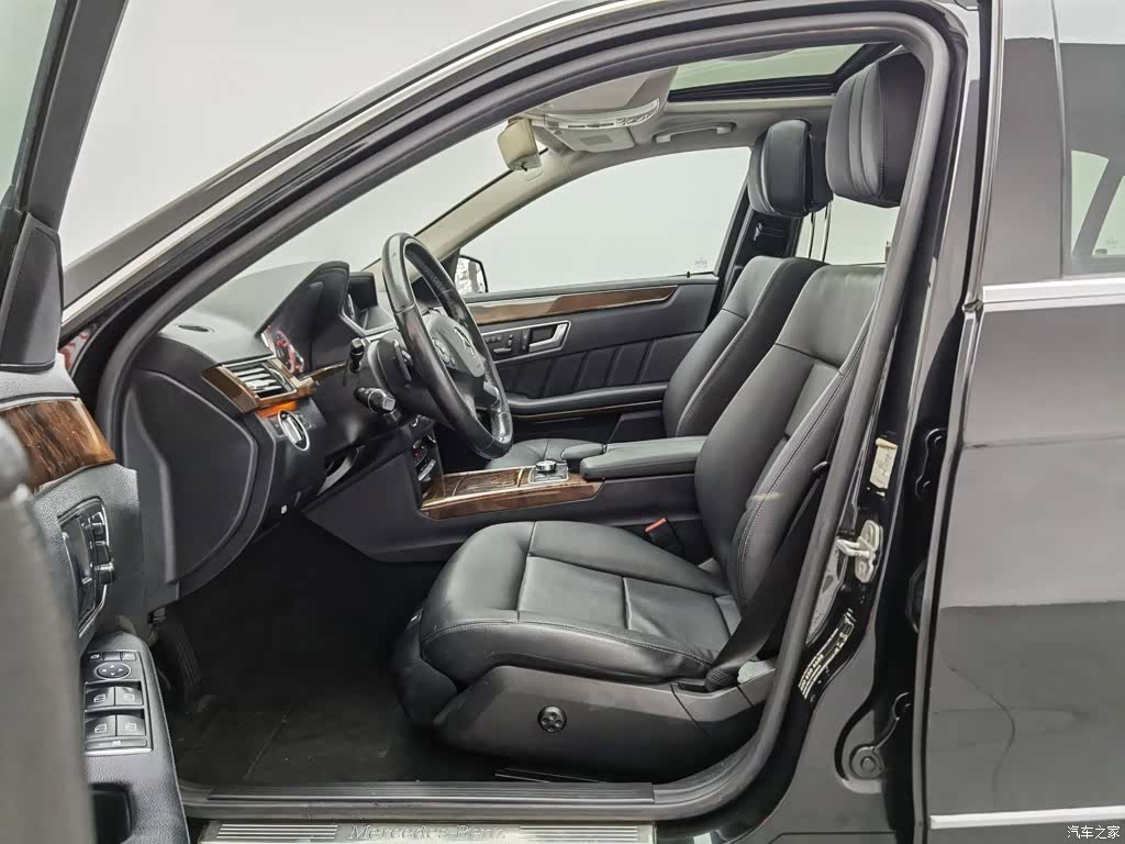 Mercedes-Benz E-Class, 2013 10
