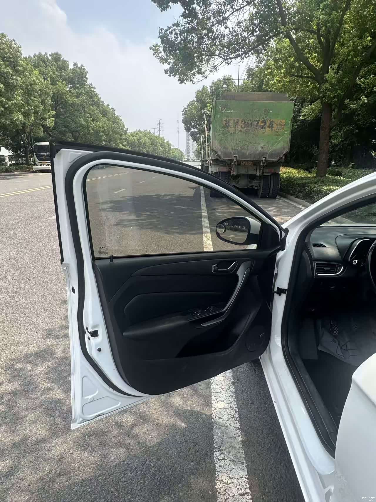 Chery 5, 2016 10