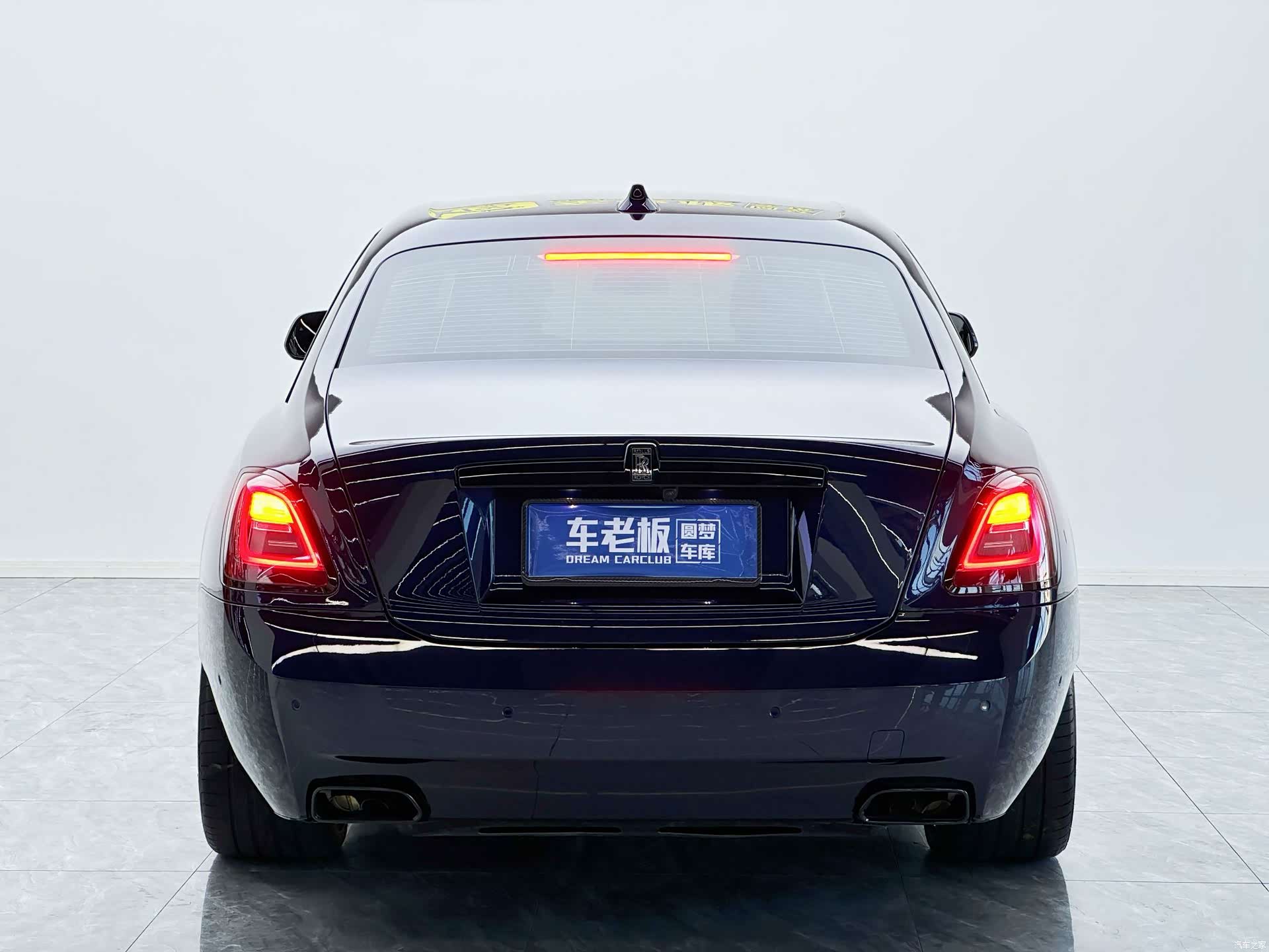 Rolls-Royce Ghost, 2021 все фото