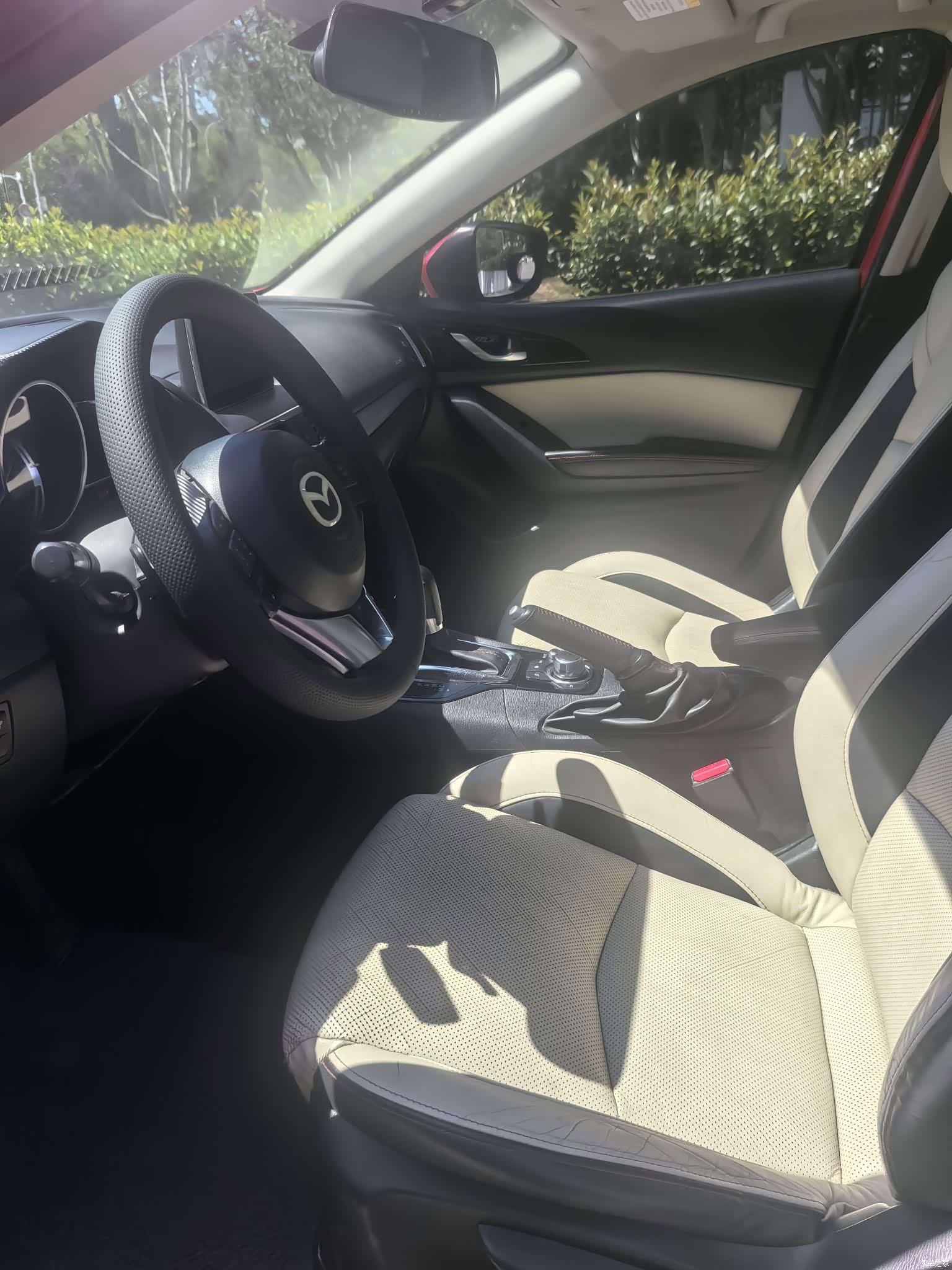 Mazda Mazda3, 2014 7