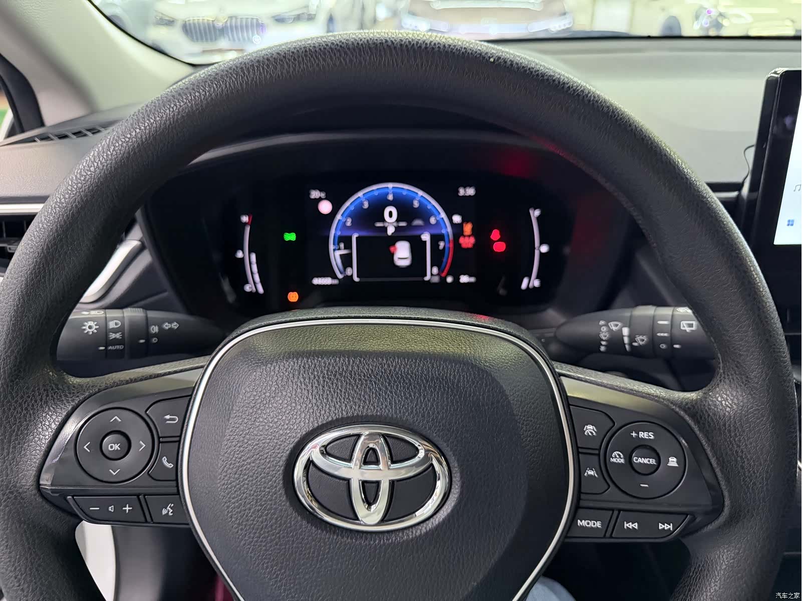 Toyota Frontlander, 2023 15