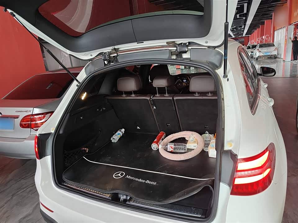 Mercedes-Benz GLC Mercedes-Benz GLC