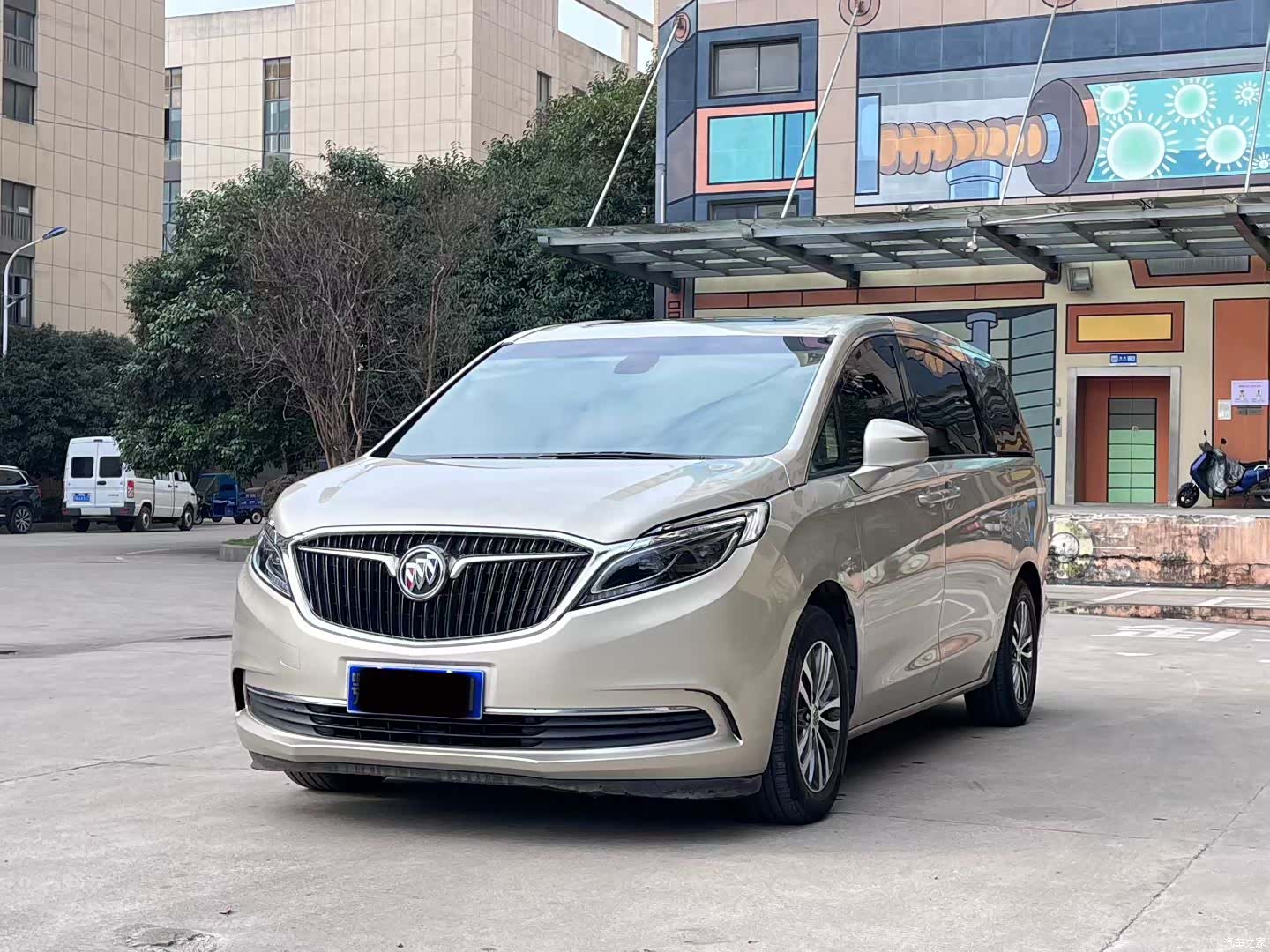 Buick GL8, 2020 1