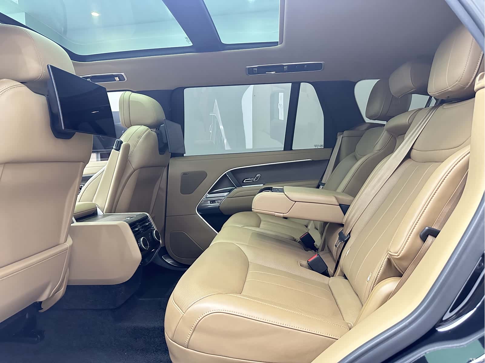 Land Rover Range Rover, 2023 11